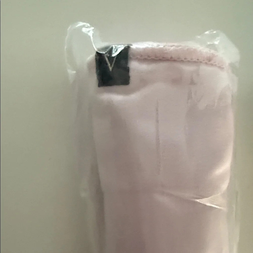 Vs Victoria’s Secret plastic leopard cheetah animal print water bottle - Picture 6 of 9